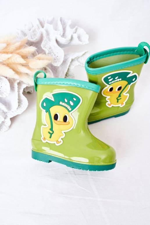 Sapatos infantis de borracha na cor verde
