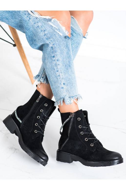Botas com salto decorado VINCEZA