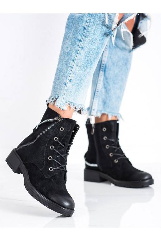 Botas com salto decorado VINCEZA