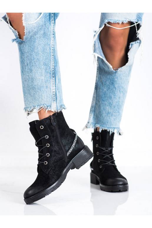 Botas com salto decorado VINCEZA Botas com salto decorado VINCEZA