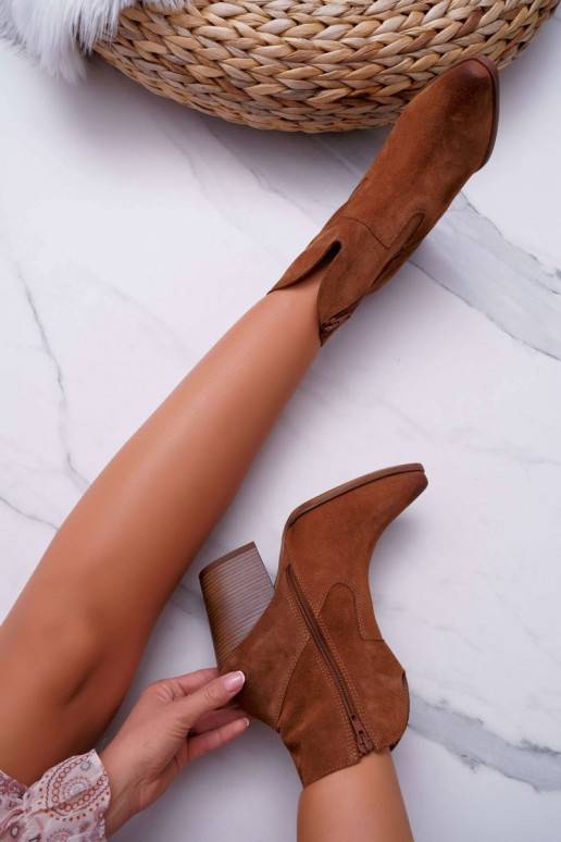 Botas femininas com salto em camurça natural marrom Nicole