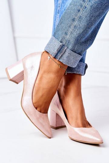 Sapatos de cetim rosa