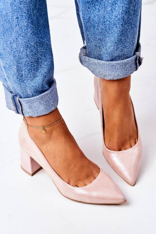 Sapatos de cetim rosa
