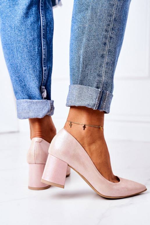 Sapatos de cetim rosa