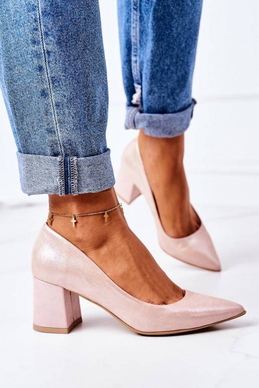 Sapatos de cetim rosa