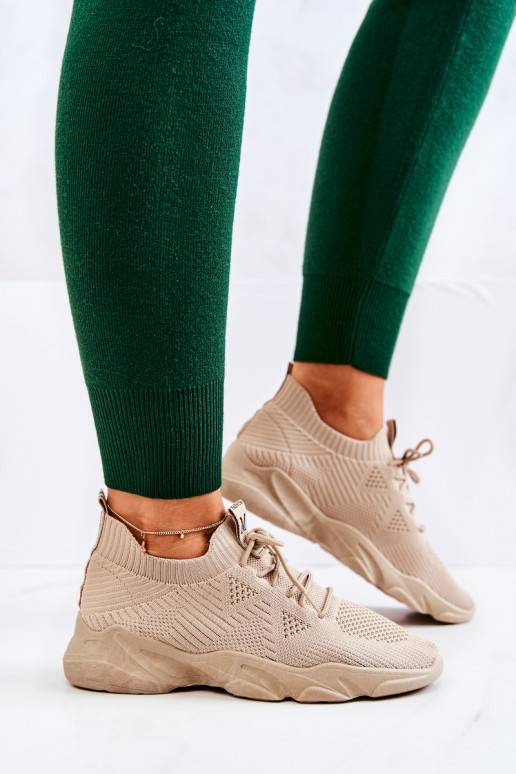 Calçado estilo esportivo Tênis modelo sapato em material cor bege Nolene