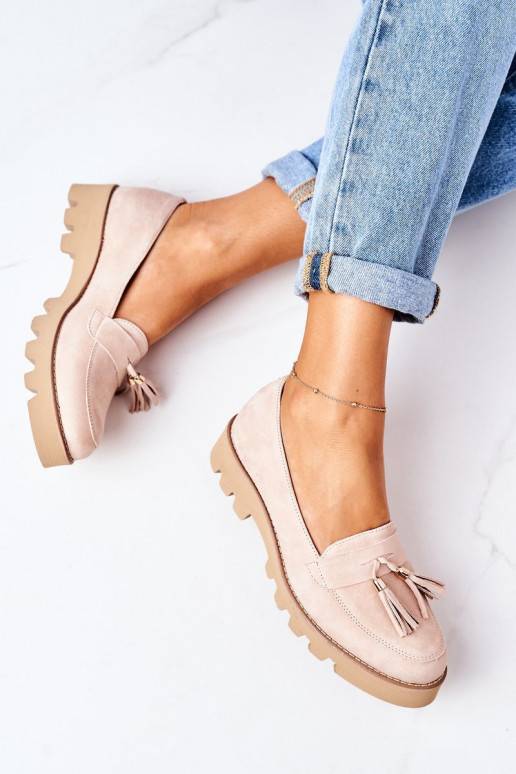 Mocassins de camurça na cor cappuccino Mocassins de camurça na cor cappuccino