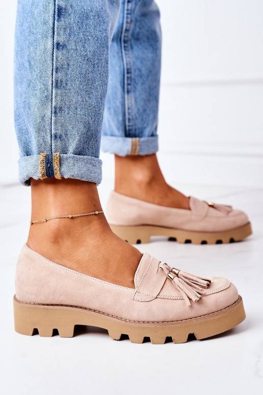 Mocassins de camurça na cor cappuccino Mocassins de camurça na cor cappuccino