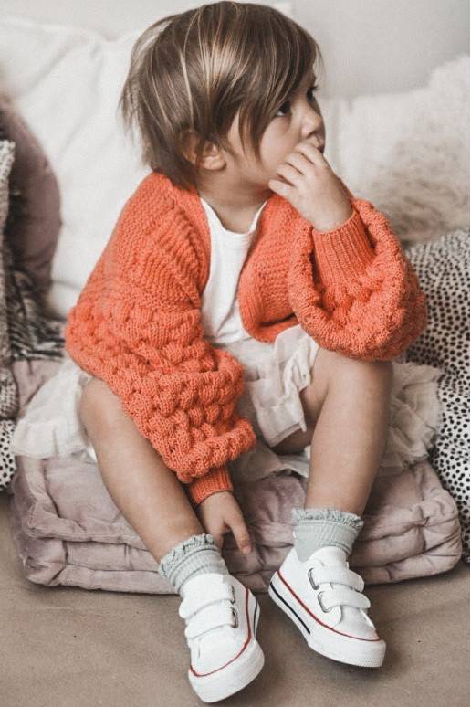 Calçado infantil de lazer com fechos...