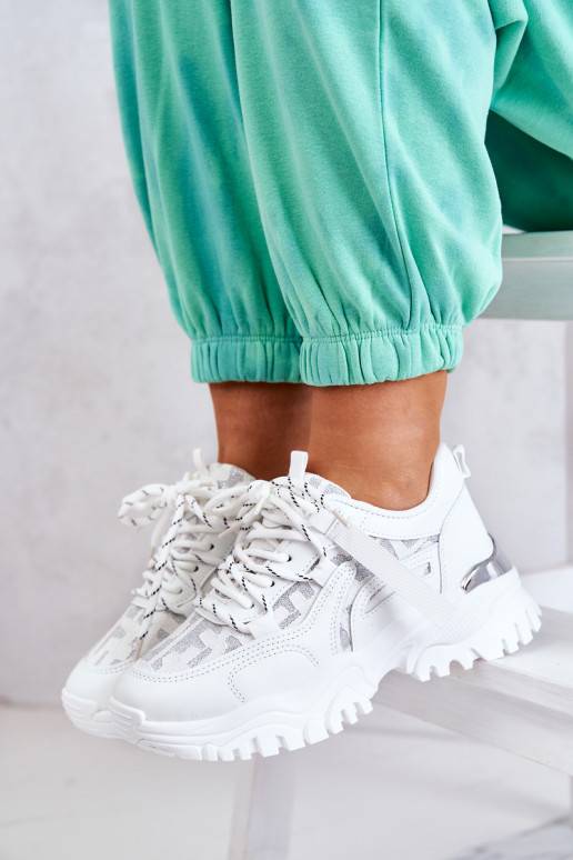 Modelo de tênis com sola maciça da moda na cor branca Your Style