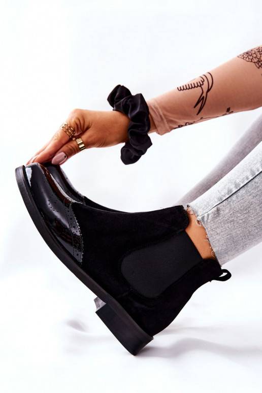 Botas do resistente modelo Laura... Botas do resistente modelo Laura...