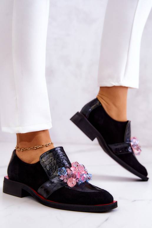 Botas de camurça com enfeites Davine... Botas de camurça com enfeites Davine...