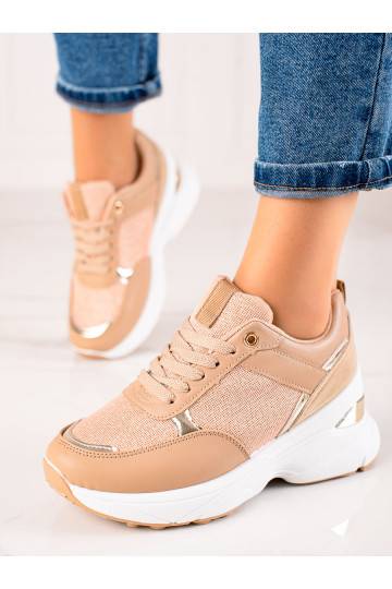 Modelo de tênis... 2