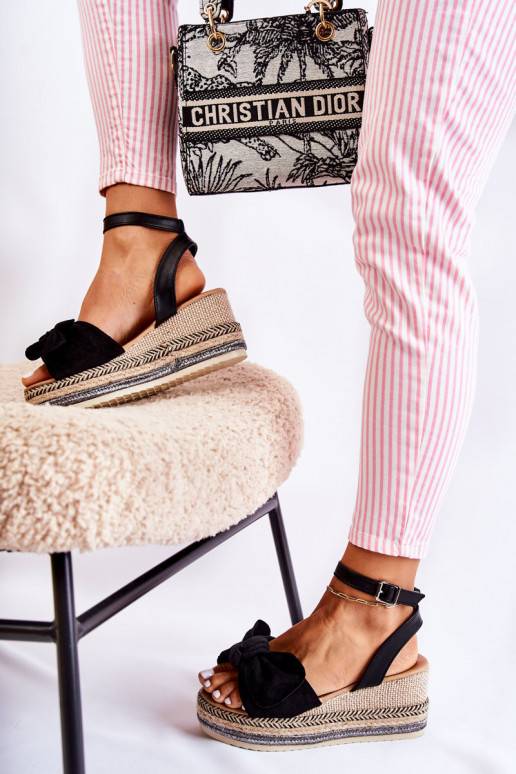 Sandálias plataforma em camurça na... Sandálias plataforma em camurça na...