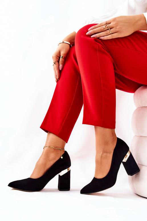 Sapatos de camurça preta Sapatos de camurça preta