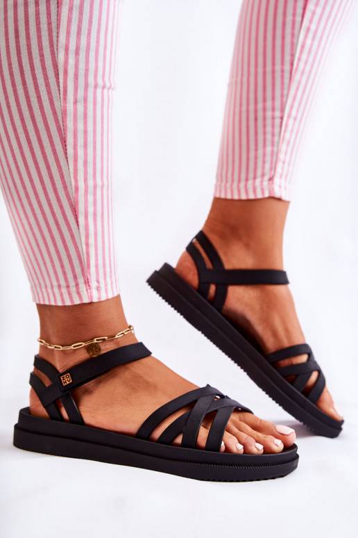 Sandálias femininas com fechos... Sandálias femininas com fechos...