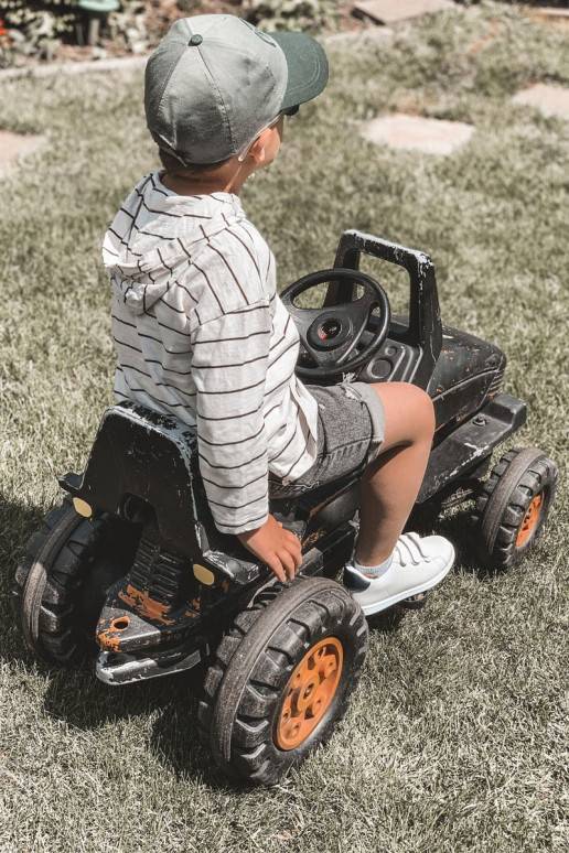 Tênis infantil com fechos adesivos Branco-preto Califórnia