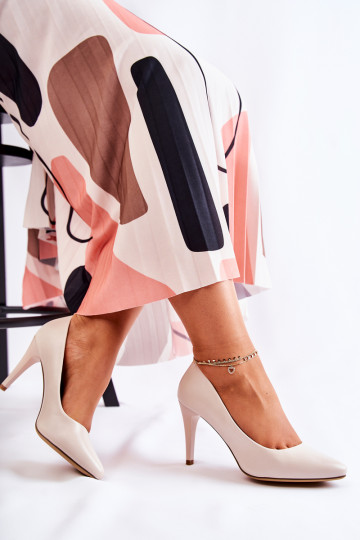 sapatos de salto alto na... 2