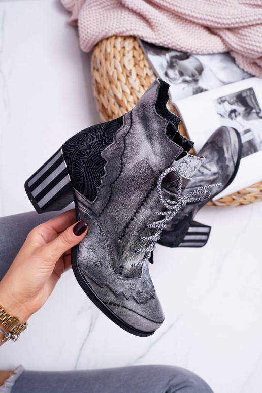 Botas femininas de couro natural cinza