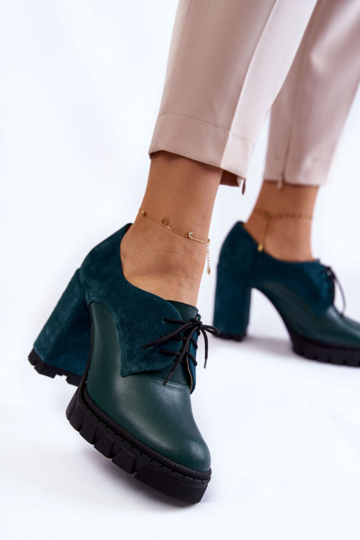 Botas de camurça com plataforma na cor verde Carisa