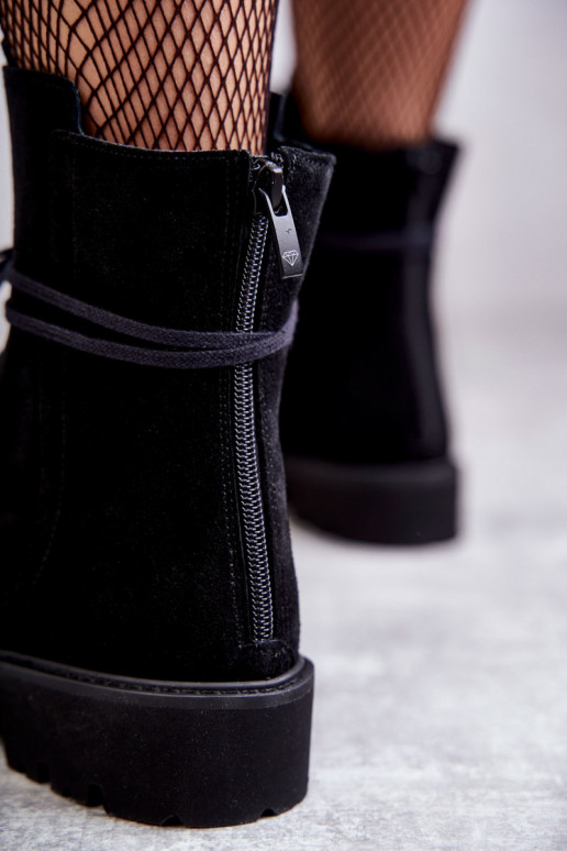 Botins de camurça com zíper Nicole em preto