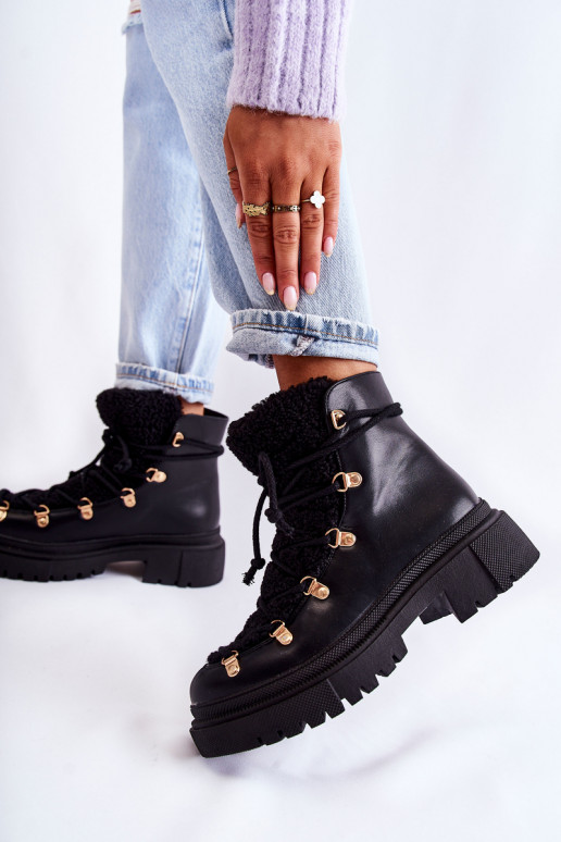 Botas na cor preta Arisa