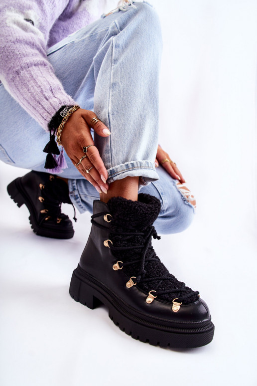 Botas na cor preta Arisa