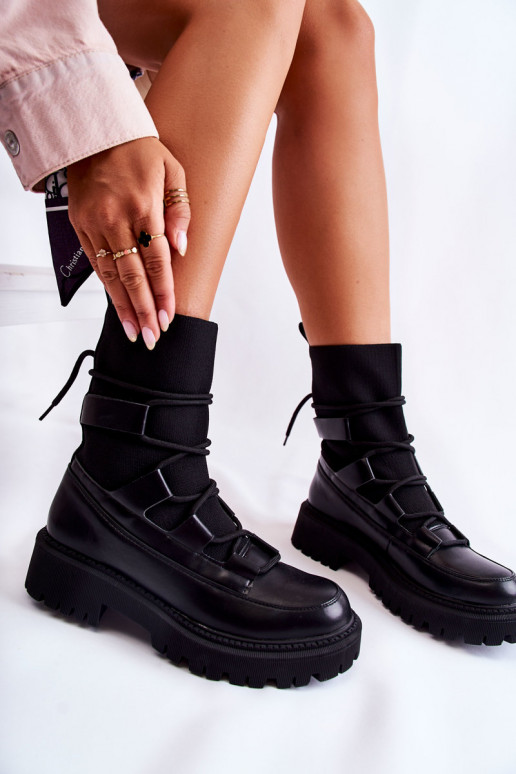 Botas pretas maciças com sola tipo meia Fallor