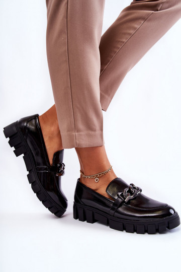 Sapatos com efeito couro envernizado e plataforma na cor preta Inger 2