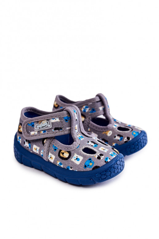 Sapatos/chinelos Befado cor cinza Sapatos/chinelos Befado cor cinza