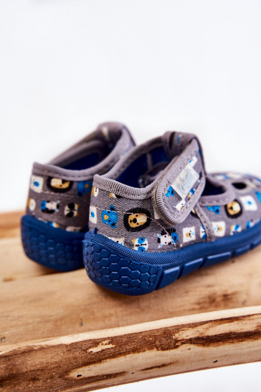 Sapatos/chinelos Befado cor cinza Sapatos/chinelos Befado cor cinza