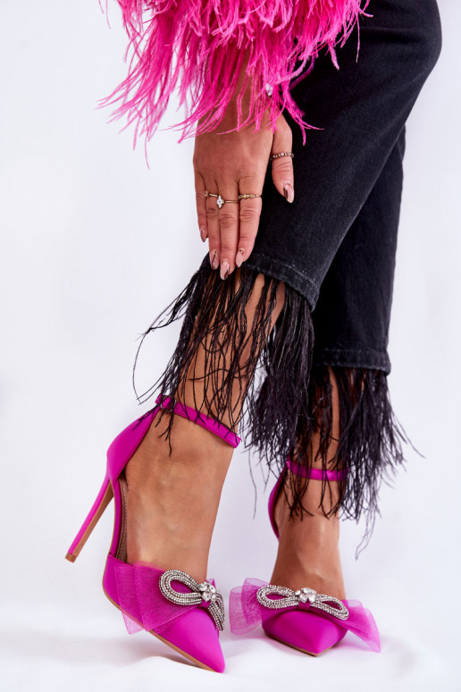 Salto alto estilo elegante com salto fino na cor rosa brilhante Hettie