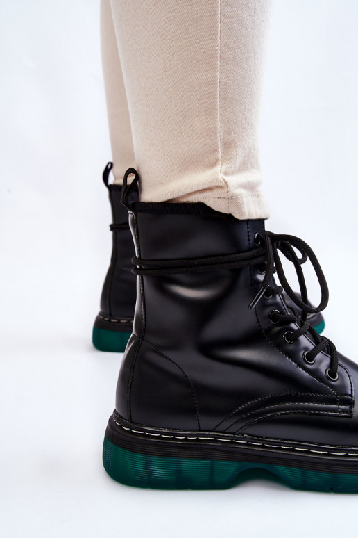 Botas pretas cereja Trinah com sola verde