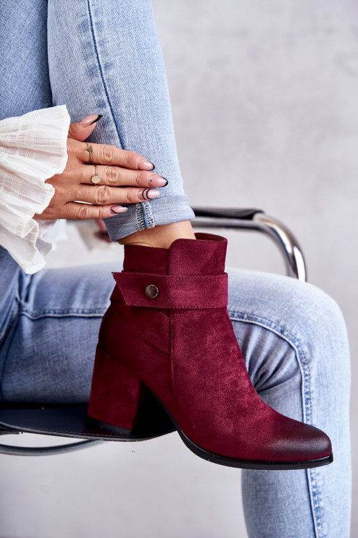 Botas de camurça vermelhas para mulheres