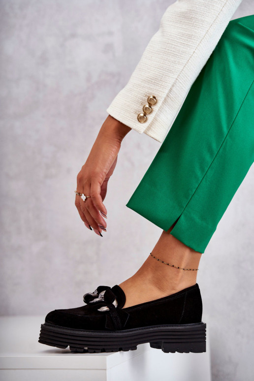 Sapatos pretos de camurça Laura Messi Sapatos pretos de camurça Laura Messi