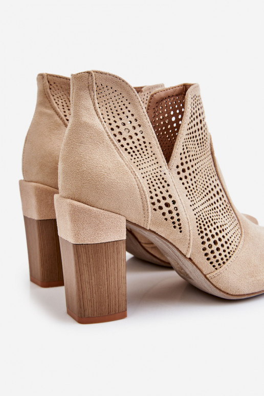 Botins femininos com salto Leanna em marfim