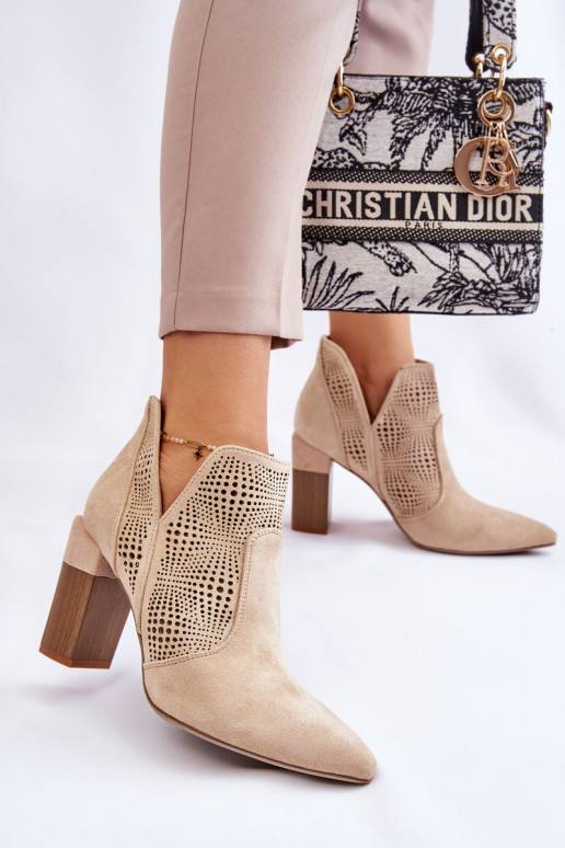 Botins femininos com salto Leanna em marfim