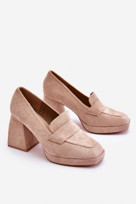 Sapatos de camurça cor areia com salto largo e plataforma Adriel