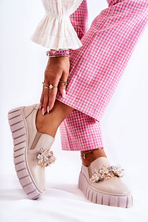 Tênis Slip-On com enfeites bege Mirana Tênis Slip-On com enfeites bege Mirana