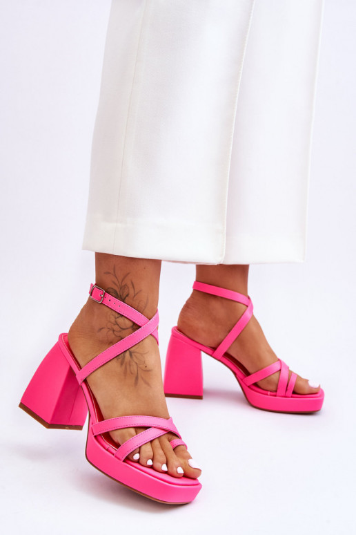 Sandálias da moda com salto na cor rosa Secret Rose