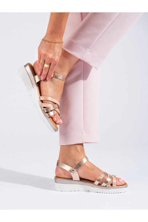 Sandálias femininas com plataforma... Sandálias femininas com plataforma...