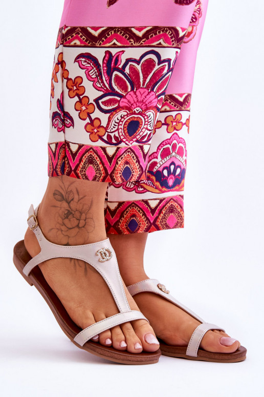 Sandálias rasteiras cor areia... Sandálias rasteiras cor areia...