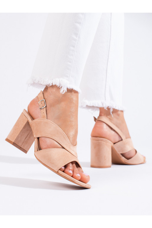 Sapatos de camurça bege Vinceza