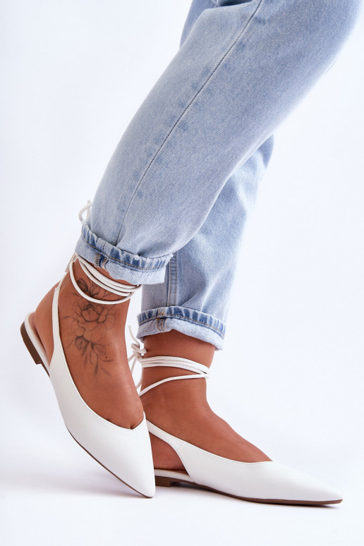 bailarinas com atacadores em branco... bailarinas com atacadores em branco...