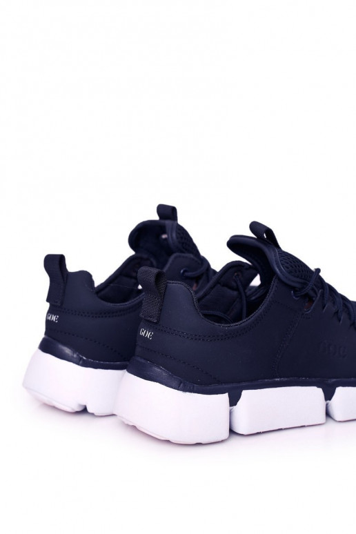 Tênis esportivos azuis escuros para... Tênis esportivos azuis escuros para...