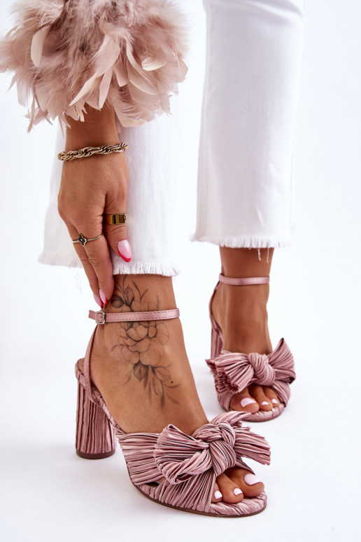 Sapatos de salto alto bege Callum para mulheres