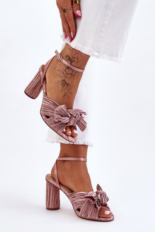 Sapatos de salto alto bege Callum para mulheres