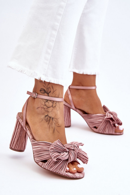 Sapatos de salto alto bege Callum para mulheres
