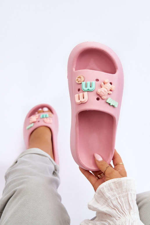 Chinelos Lorie rosa claro com lindos detalhes