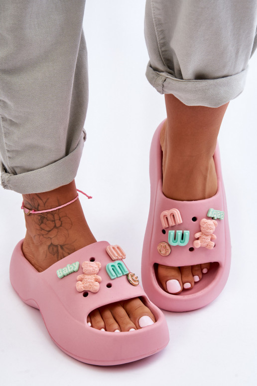Chinelos Lorie rosa claro com lindos detalhes